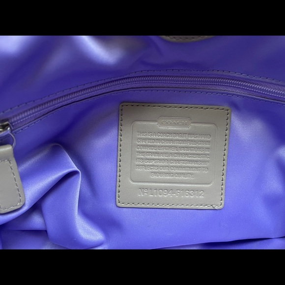 Coach Purse - Picture 5 of 9